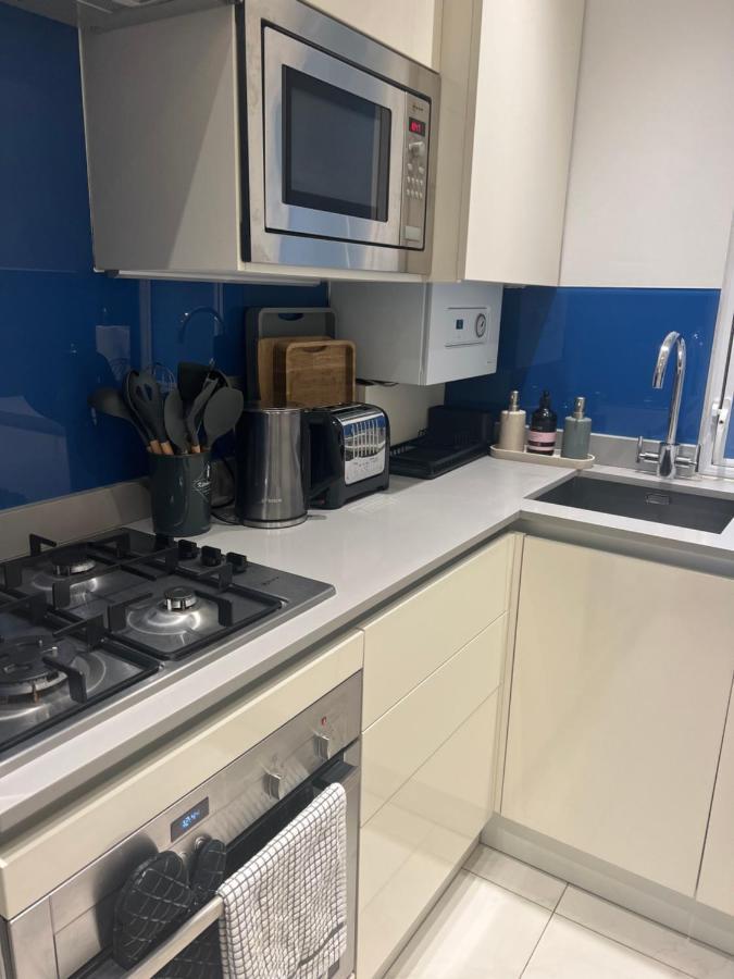 2 Bedroom Apartment Just Off Kings Road London Eksteriør billede